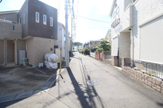 【前面道路含む現地写真】