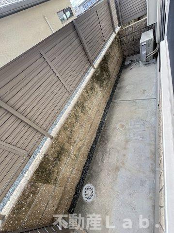 ルミエール須賀のバルコニー