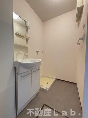 ルミエール須賀の洗面所