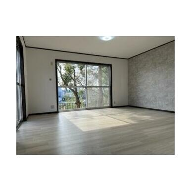 【居間・リビング】 | 西宮市北六甲台１丁目　中古戸建