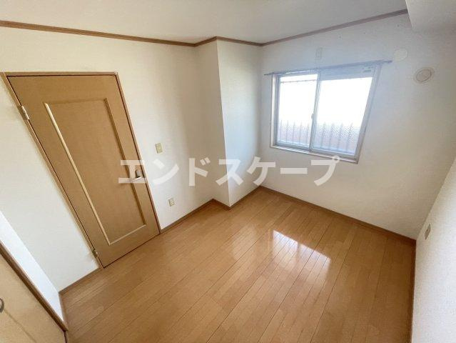 エフォールの洋室|高崎、前橋、伊勢崎エリアのお部屋探しはエンドスケープまで！お客様の理想お聞かせ下さい♪