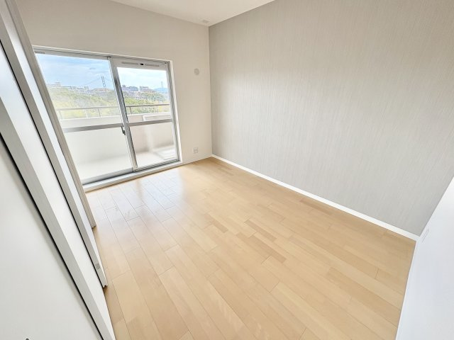 ネオハイツ垂水の洋室|洋室約６．０帖