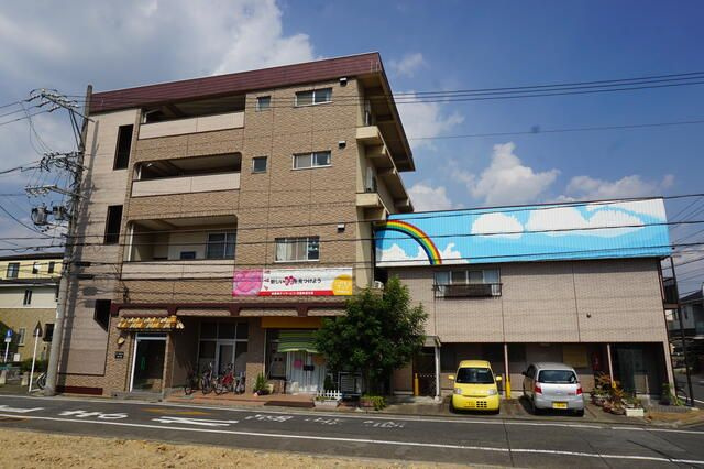 コーポラス井の元の外観