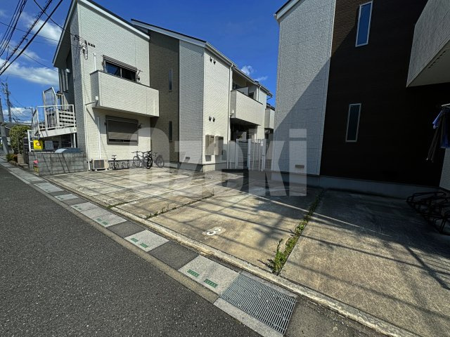 レイクタウンウエストRの駐車場