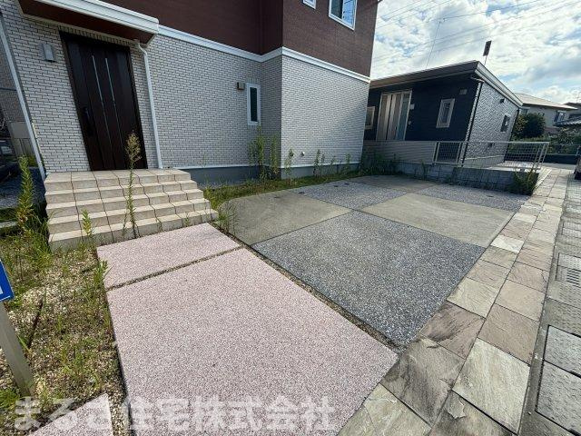 セキスイハイム施工　未入居戸建の庭