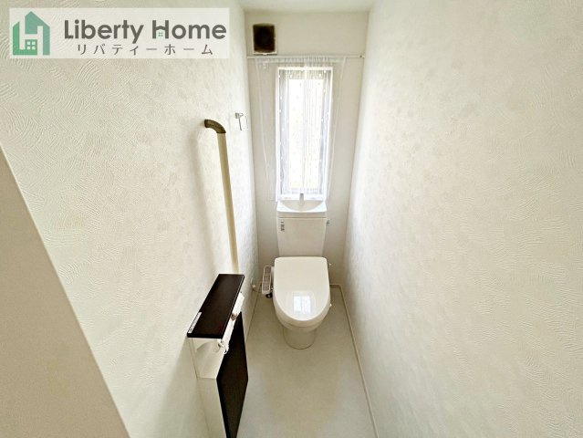 水戸市鯉淵町　中古戸建のトイレ