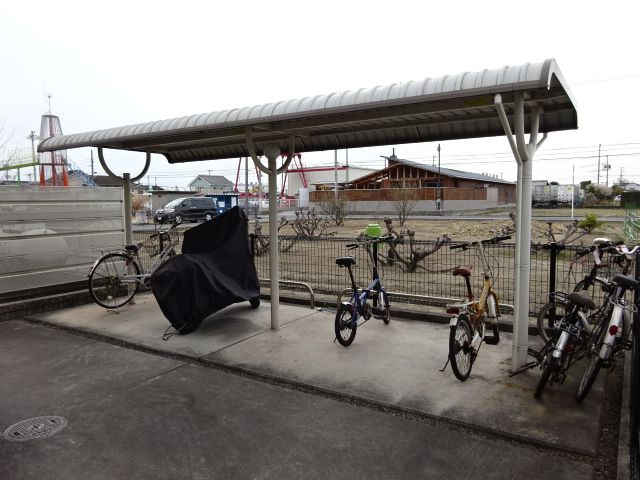 倉敷市東塚５丁目の賃貸マンションのその他共用部分|駐輪場