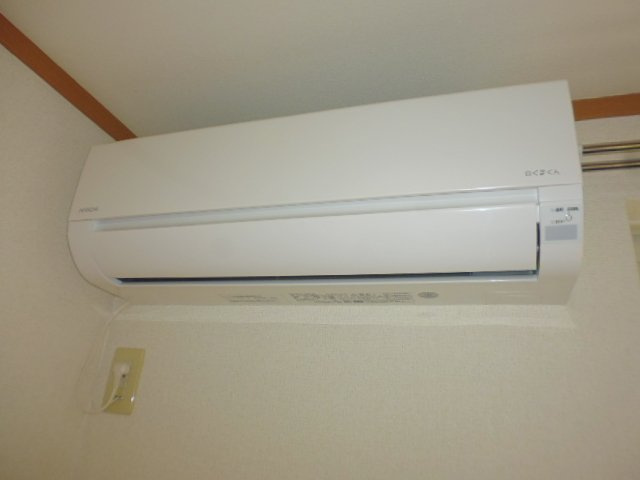 倉敷市福田町古新田のアパートの設備|エアコン