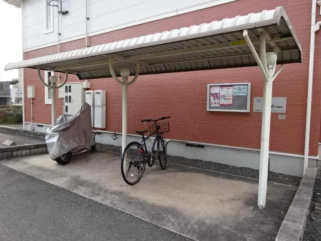倉敷市福田町古新田のアパートのその他共用部分|駐輪場