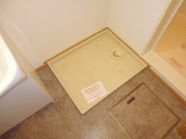 倉敷市福田町古新田のアパートのその他|洗濯機置き場