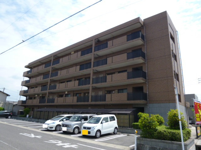 倉敷市連島１丁目の賃貸マンションの駐車場