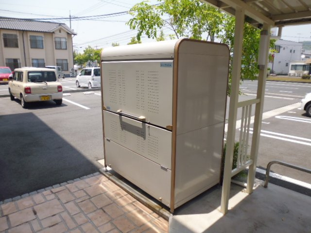 倉敷市連島２丁目のアパートのその他共用部分|敷地内専用ゴミステーション