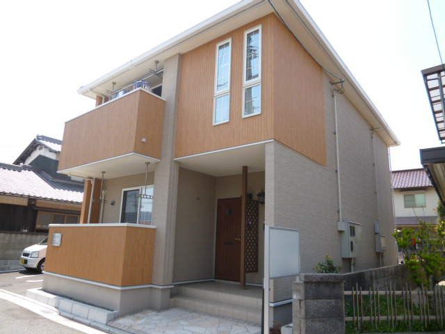 倉敷市東塚３丁目のアパートの外観