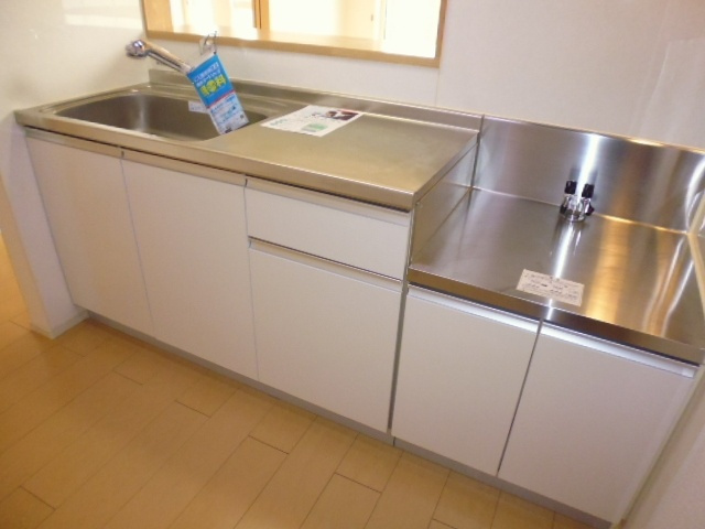 倉敷市東塚３丁目のアパートのキッチン|ガスコンロ設置可