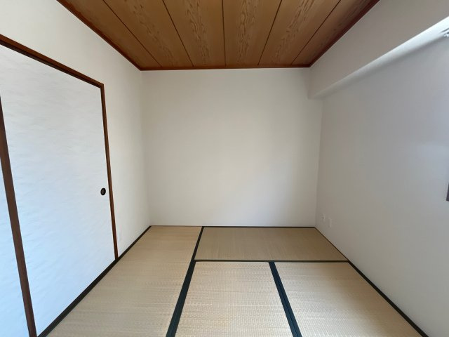 シャトー三和青山の寝室