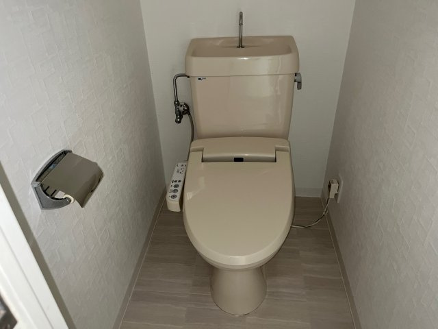 シャトー三和青山のトイレ