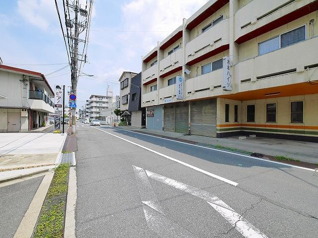 阪奈ビル（中菜畑）の周辺|道路です