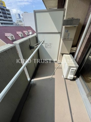 レジュールアッシュ梅田イーストのバルコニー|バルコニーからの眺めを楽しみながら食事をしませんか