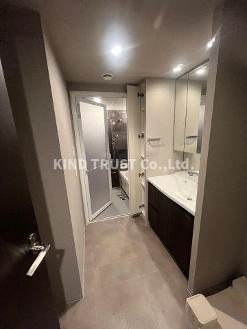 シエリアタワー大阪天満橋のロビー|落ち着いたロビーです