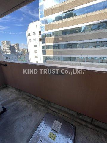 ラ・フォーレ東天満のバルコニー|外からの目が気にならないバルコニーで洗濯物が干せます