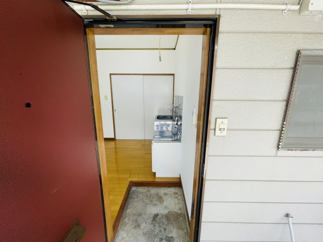 コーポラス光の玄関