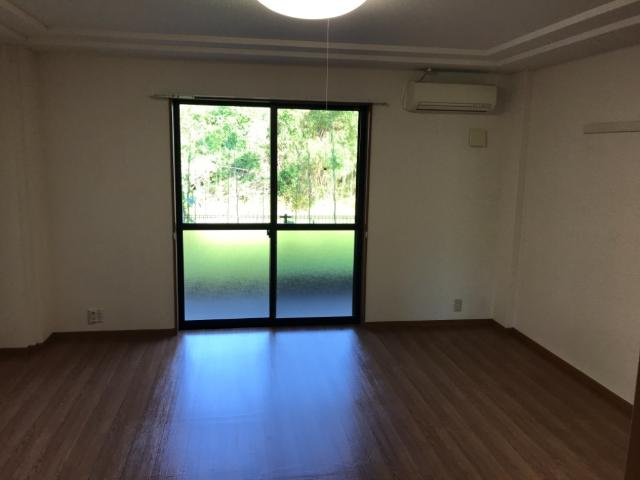 ファームハウス・ヒーローの内装|室内