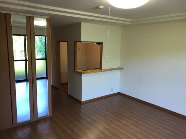 ファームハウス・ヒーローの内装|室内