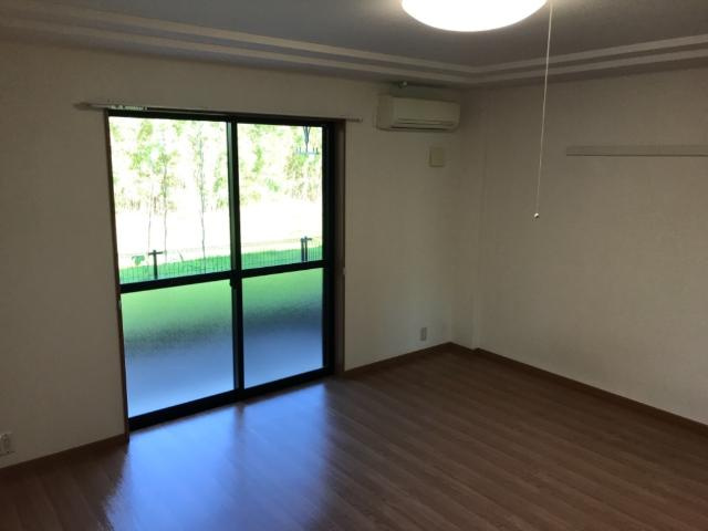 ファームハウス・ヒーローの内装|室内