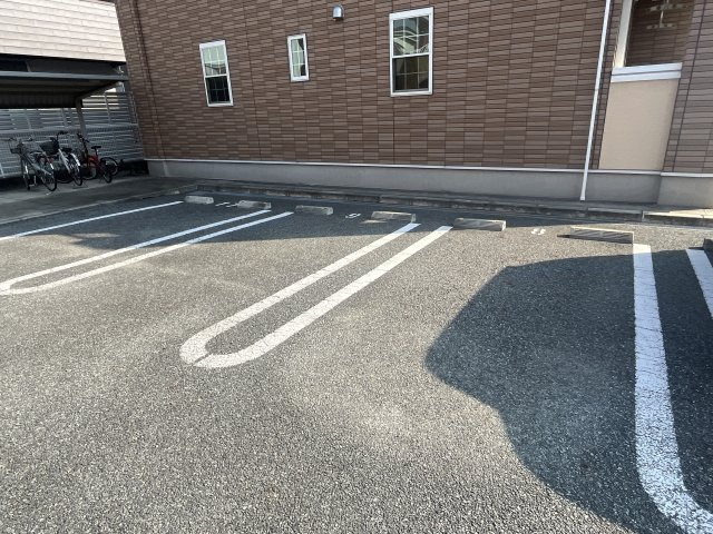 ソレイユ　Ⅰ番館の駐車場