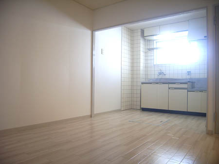 パレスさくらBの居間・リビング|ゆったり過ごせる居間です