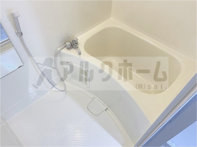 ハイグレード堅下の浴室