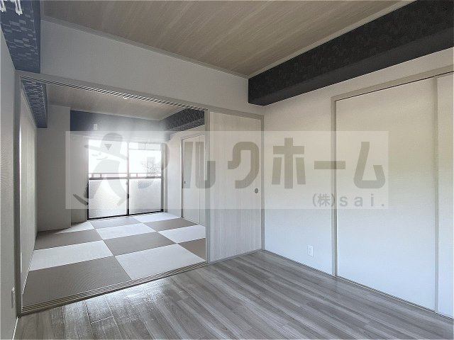 ハイグレード堅下の洋室