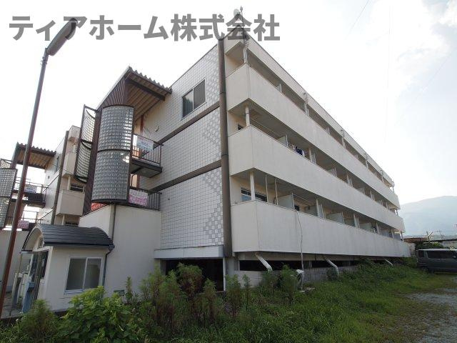 五條市住川町の賃貸マンションの外観