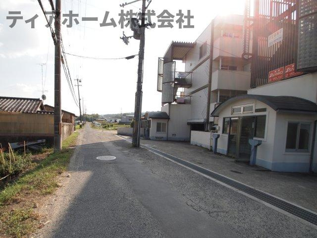 五條市住川町の賃貸マンションの周辺