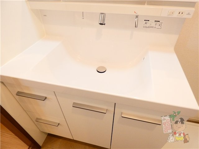 Ｄ－ＲＯＯＭ西長瀬の洗面所