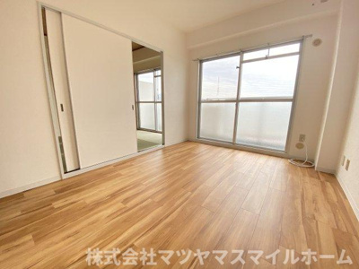 【居間・リビング】 | メゾンローゼ