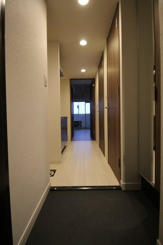 【玄関】プレサンス広小路通　葵