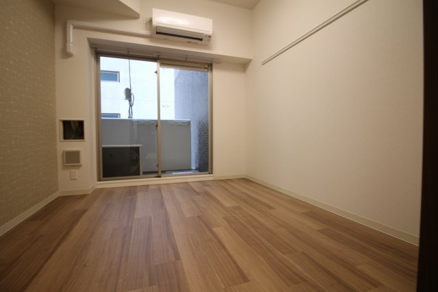 【寝室】プレサンス広小路通　葵