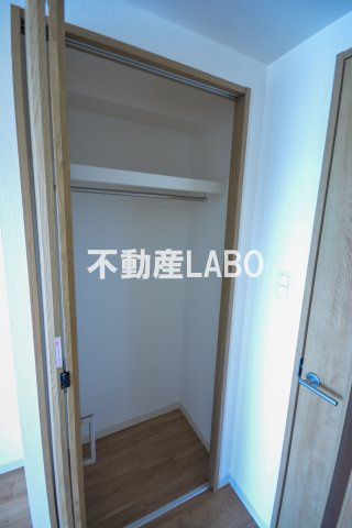 フォーリアライズ阿波座WESTの収納