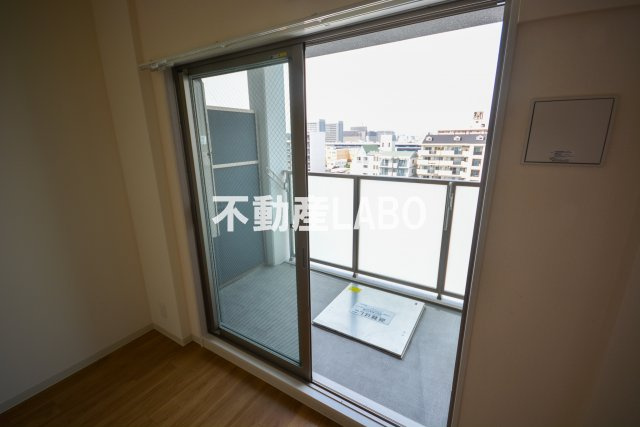 フォーリアライズ阿波座WESTのバルコニー