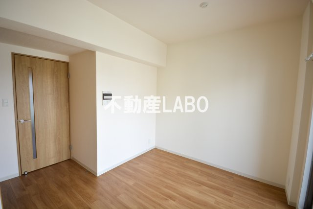 フォーリアライズ阿波座WESTの寝室