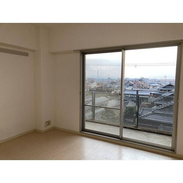 シャルル泉大津の内装|内装も気になるポイント