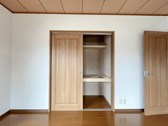 三本松借家の収納