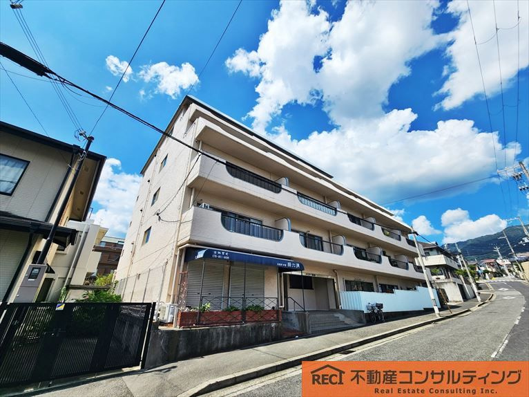 メイナー御影の外観