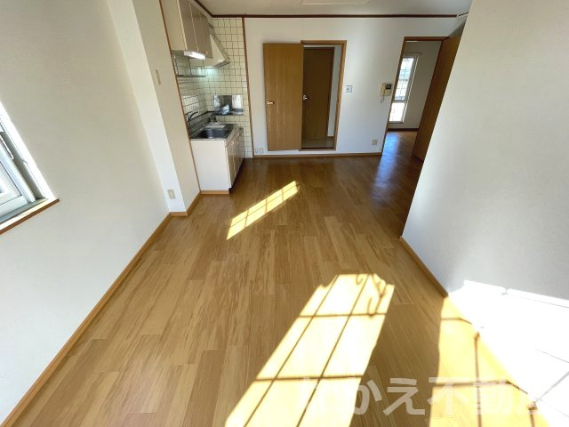 【居間・リビング】 | 使いやすい居間です