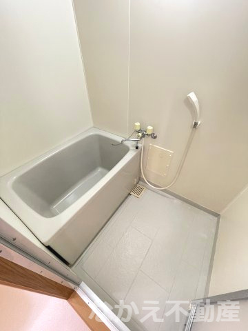 【浴室】 | 落ち着いた空間のお風呂です