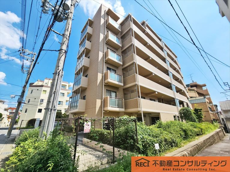 メゾン六甲篠原の外観