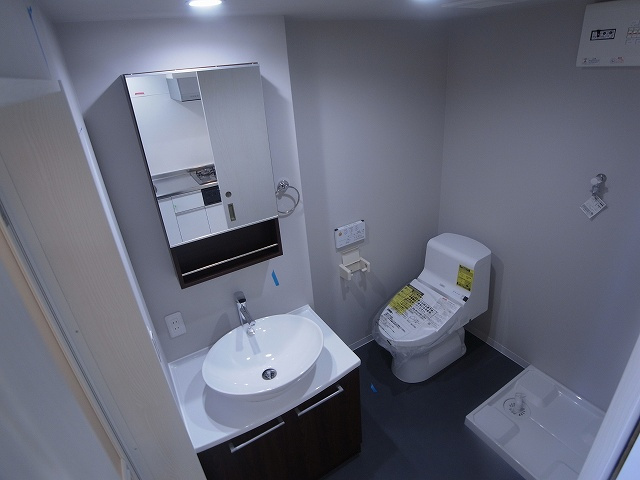 神戸市長田区野田町７丁目のアパートの洗面所