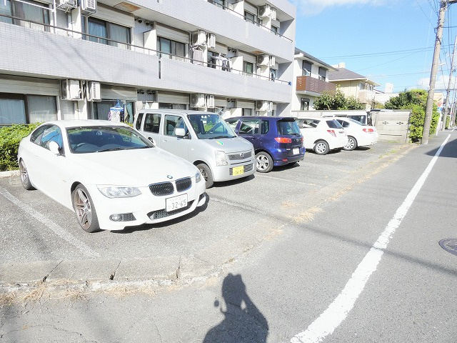 ソフィアステージ豊田の駐車場
