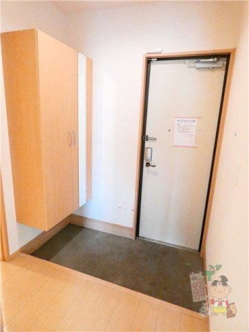 フィロス　Ａの玄関